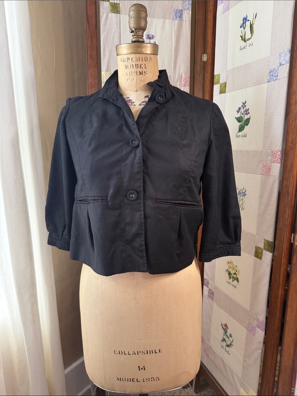George Stretch Black Cropped Jacket Women’s Size 4 Cotton Blend 3/4 Sleeve